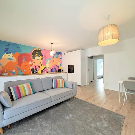 Jesionowa Spacious By Bookinghost Διαμέρισμα